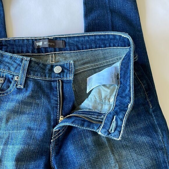 Levi’s 535 Legging Jeans Size 9M LIKE NEW! - Picture 5 of 5